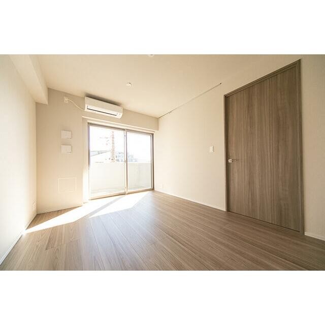 ※同仕様写真含む(居間)