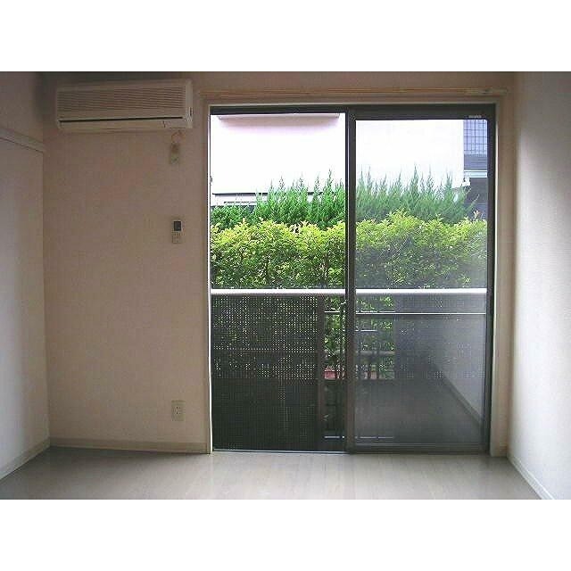 ※同仕様写真(居間)