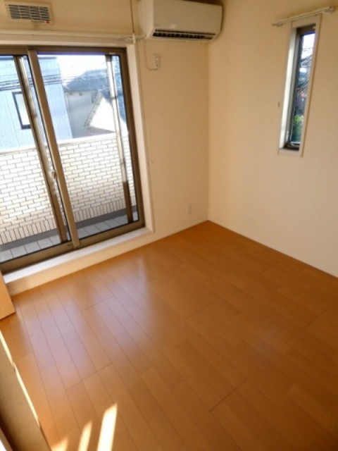 (居間)