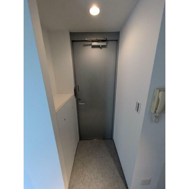 (玄関)