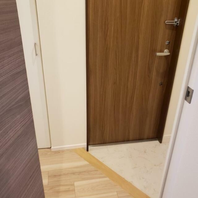(玄関)