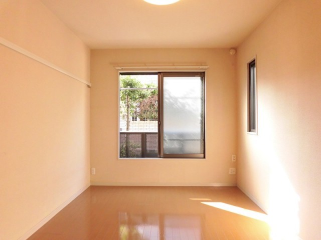 (居間)