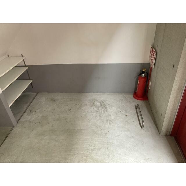 (玄関)