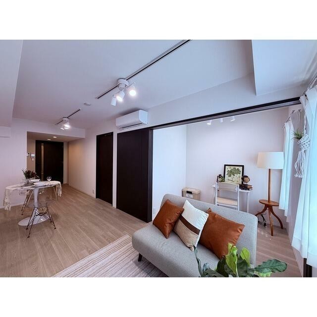 ※家具・家電の備え付けはありません(居間)