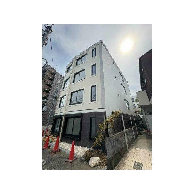 世田谷区下馬１丁目 【賃貸居住】マンション