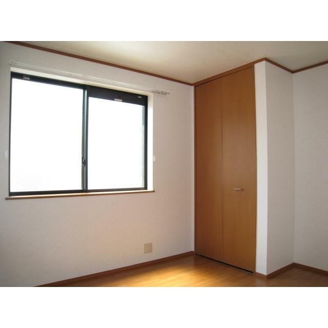 (居間)