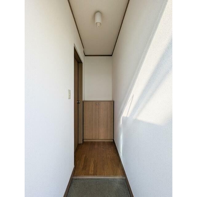 ※同仕様写真含む(玄関)