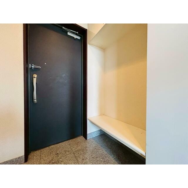 (玄関)
