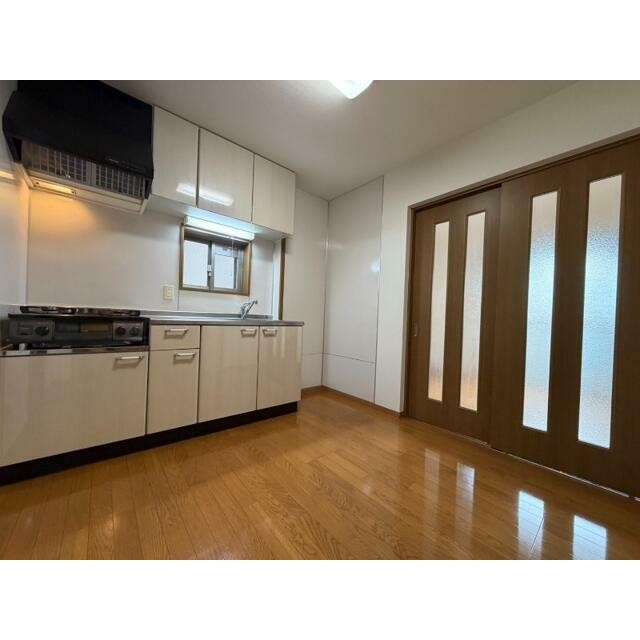 ※別部屋参考写真(キッチン)