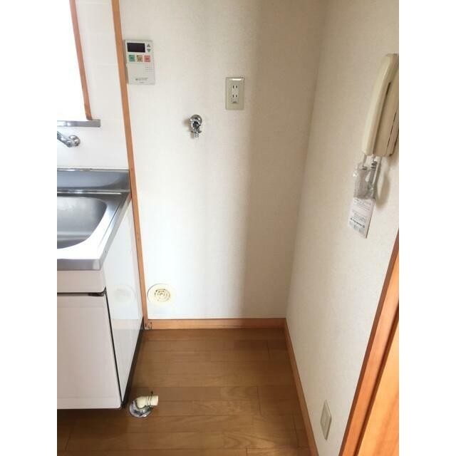 写真は同物件別室のものです。
