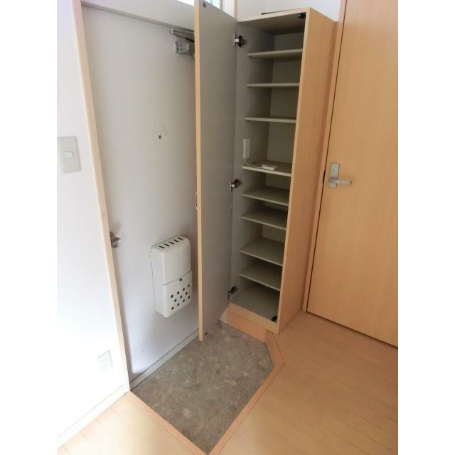 玄関シューズボックス(玄関)