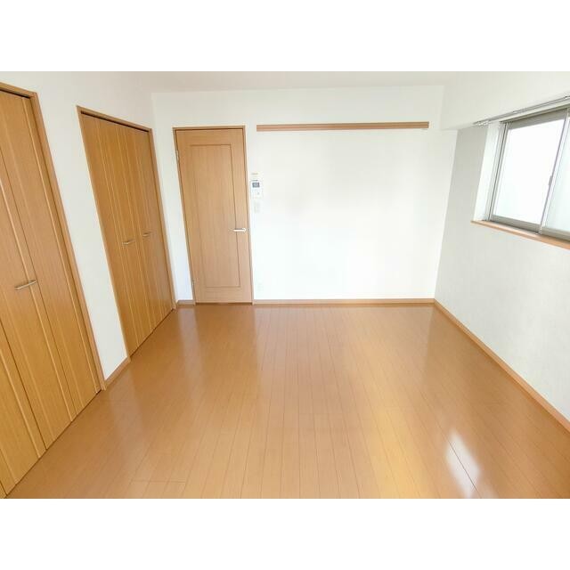 (居間)