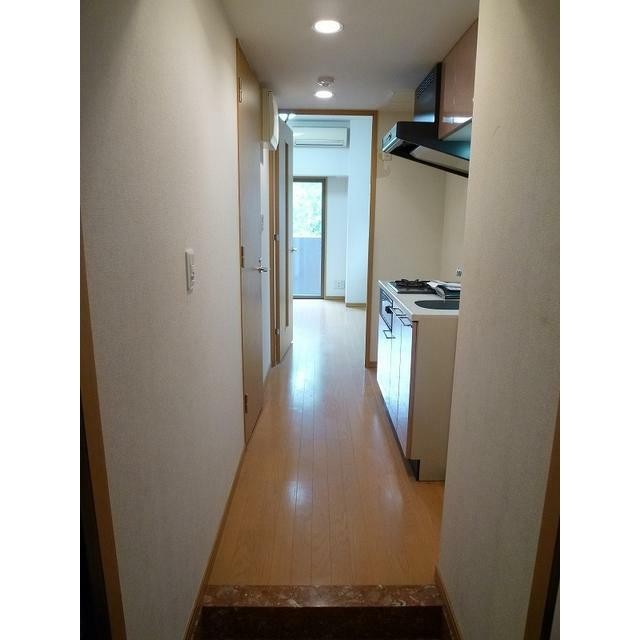 (玄関)