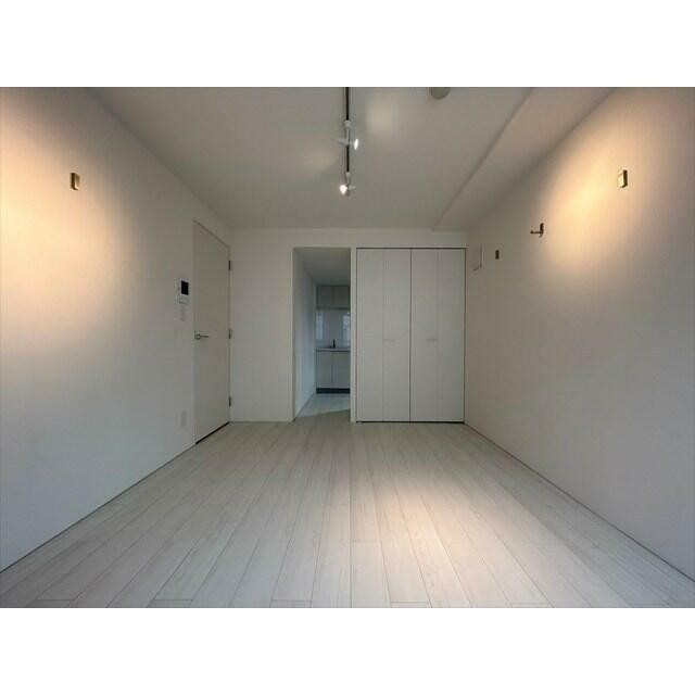 (居間)