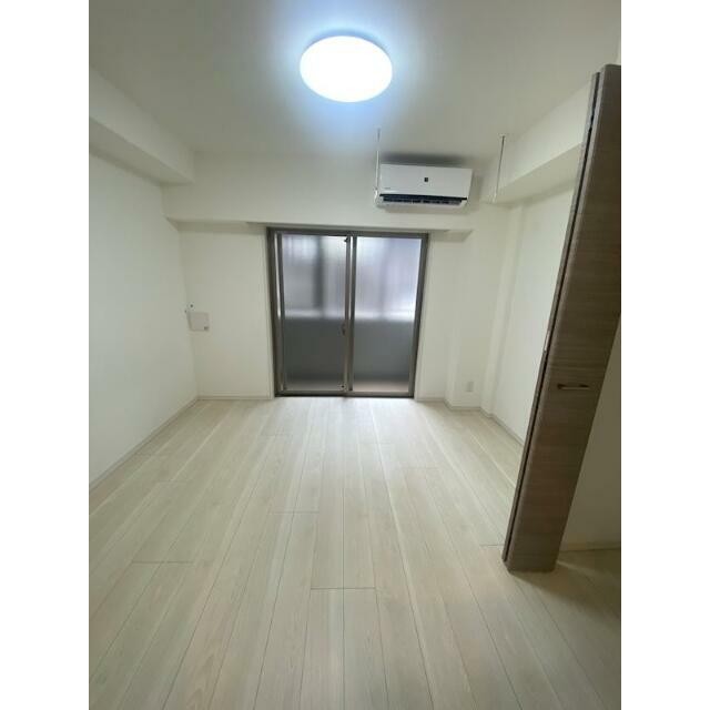 (居間)