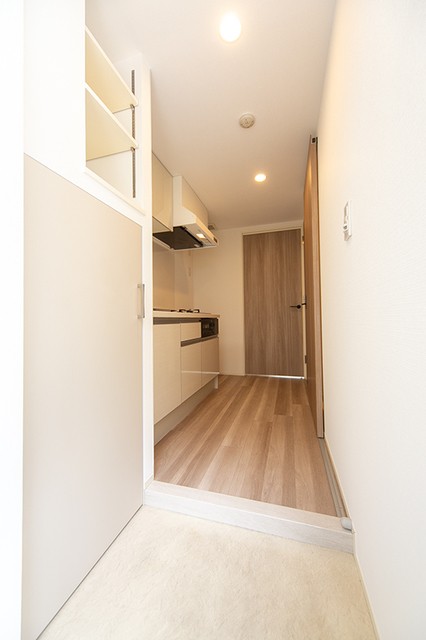※写真は同タイプ住戸です。(玄関)