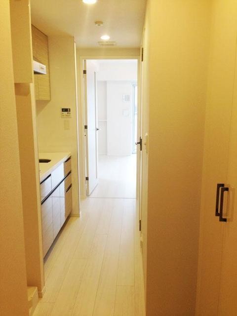 ※写真は同タイプ住戸です。(玄関)