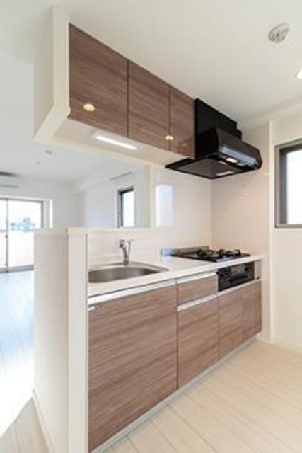 ※写真は同タイプ住戸です。(キッチン)
