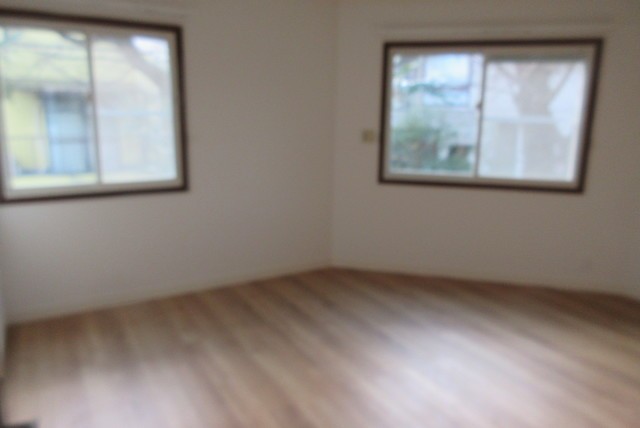 (居間)