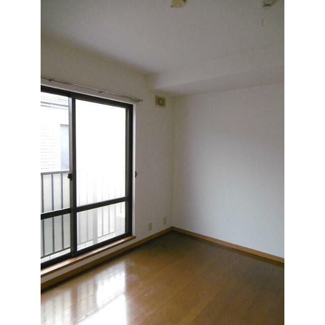 別部屋同間取(居間)