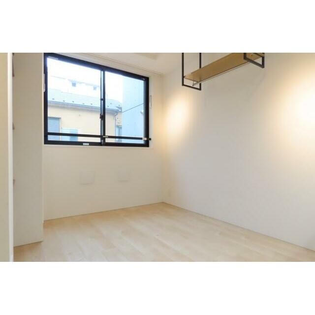 (居間)