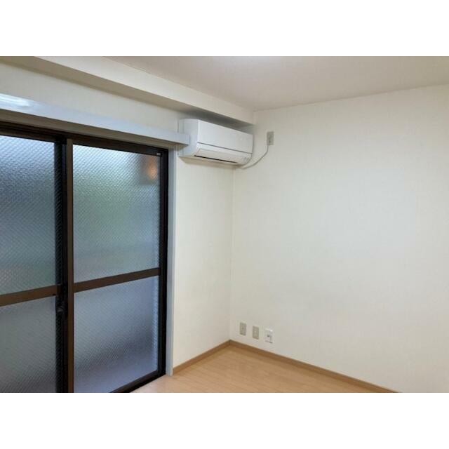 (居間)