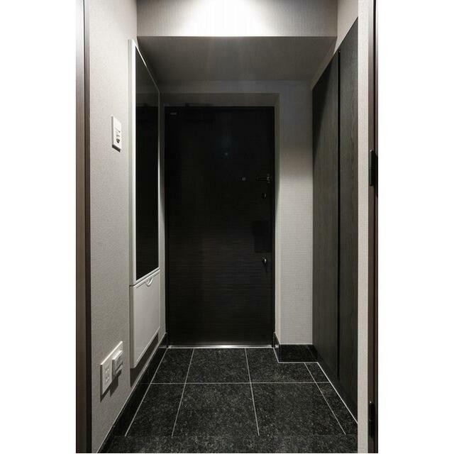(玄関)