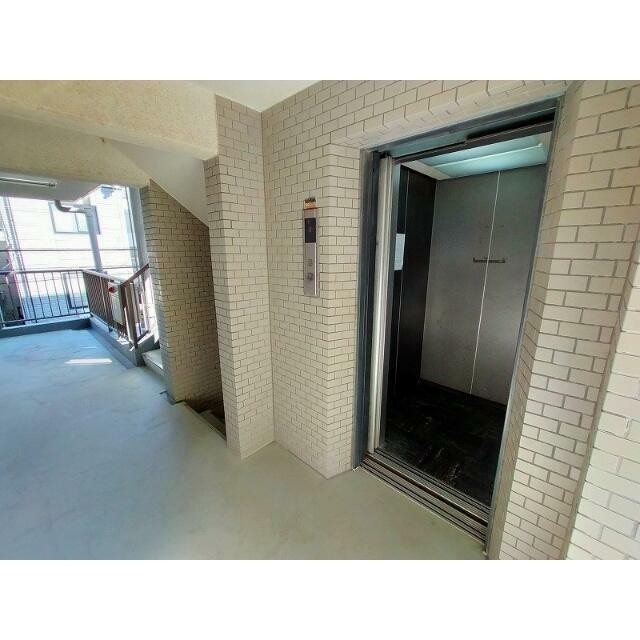 エレベーター