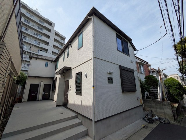 目黒区中目黒３丁目 【賃貸居住】アパート