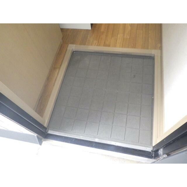 (玄関)