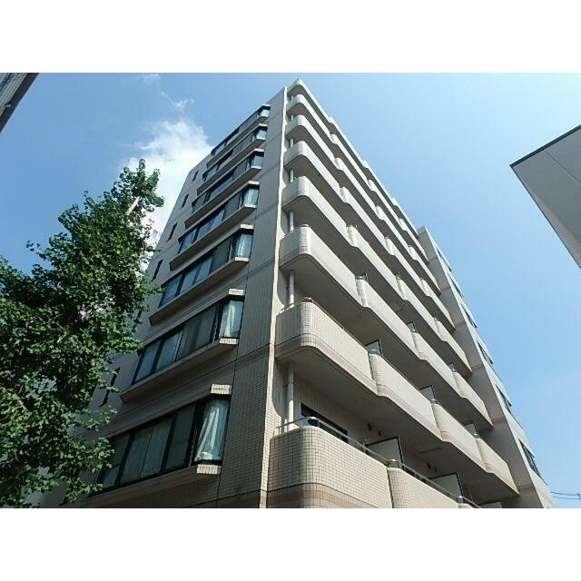 駒沢大学駅より徒歩7分のオートロック付マンション(外観)