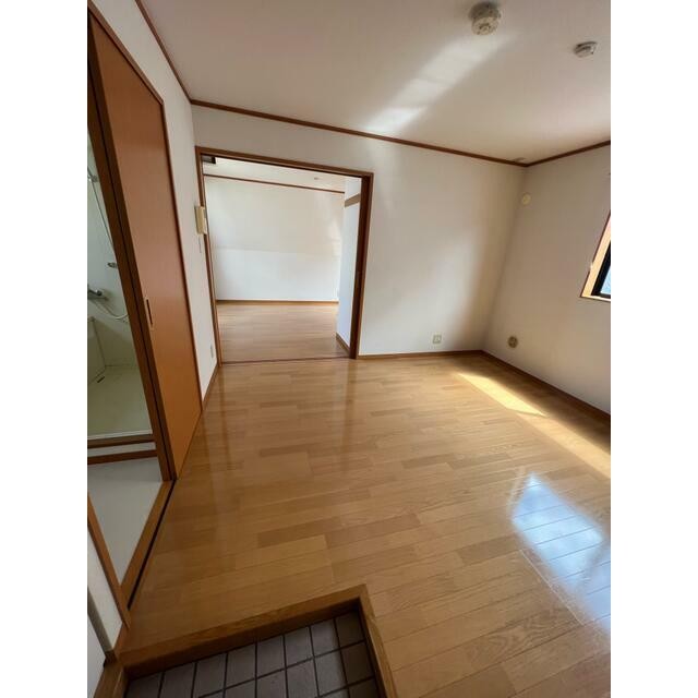 (玄関)