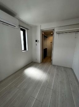 (居間)
