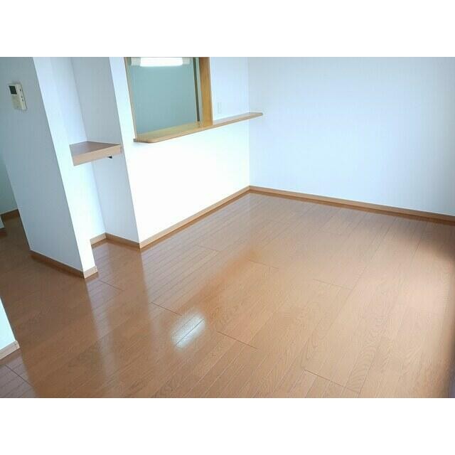 (居間)