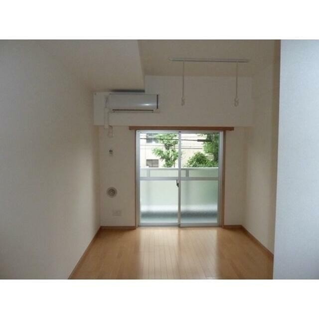 (居間)