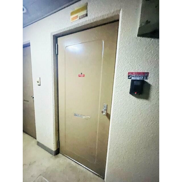 (玄関)