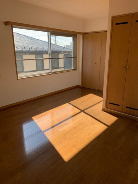 (居間)