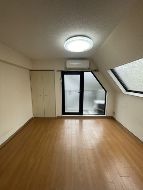 (居間)