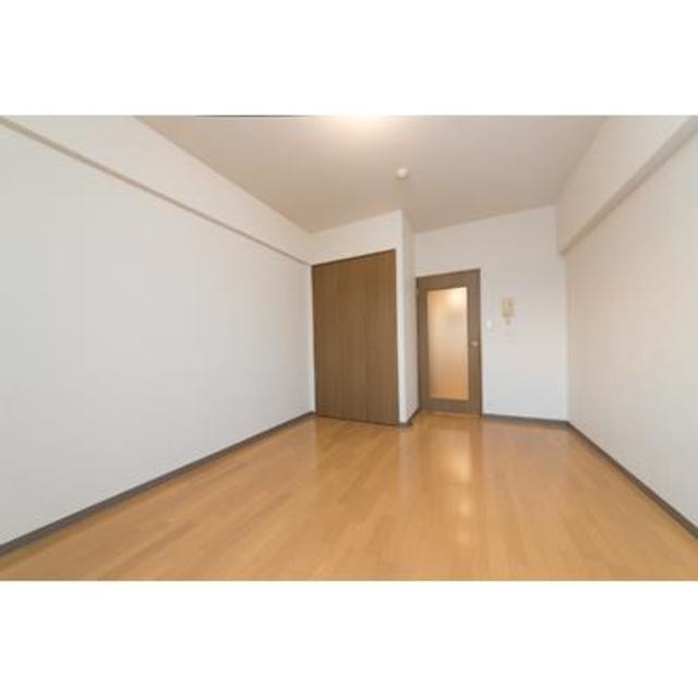 ※写真は同タイプ住戸です。(居間)