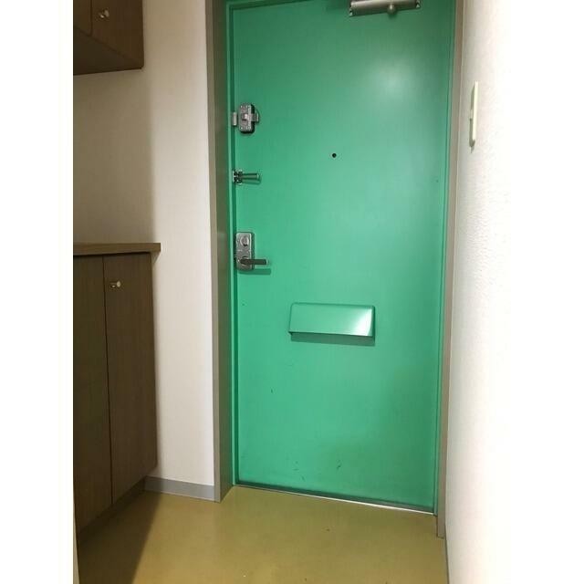 (玄関)