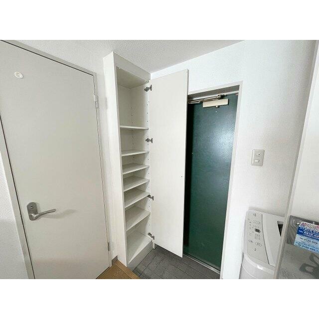 (玄関)