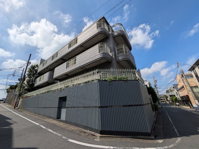 目黒区上目黒３丁目 【賃貸居住】マンション