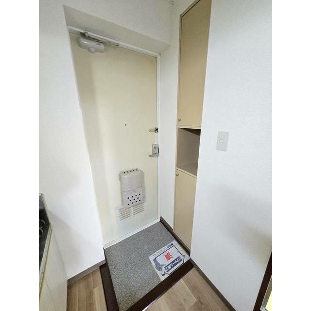 (玄関)