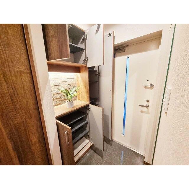 (玄関)