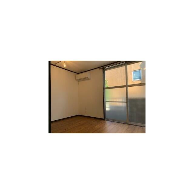 ※同仕様写真含む(居間)