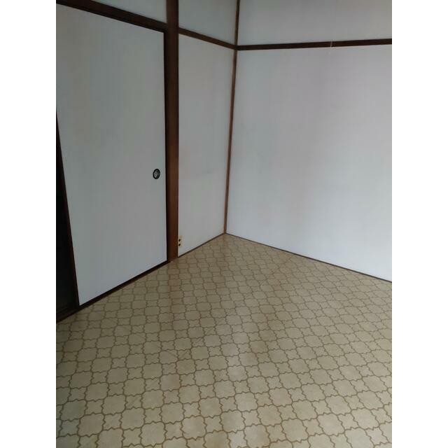 (居間)