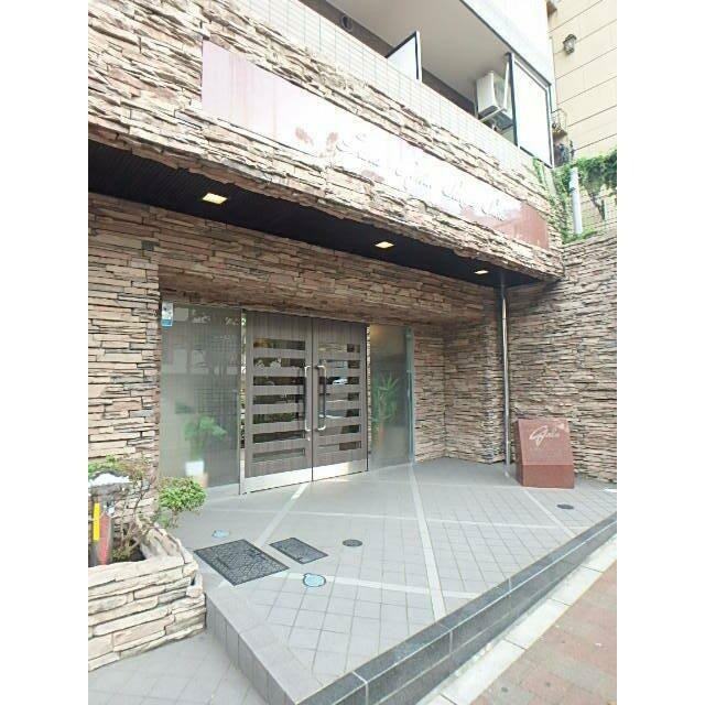 毎日通るエントランスはこのようになっています(その他建物画像)