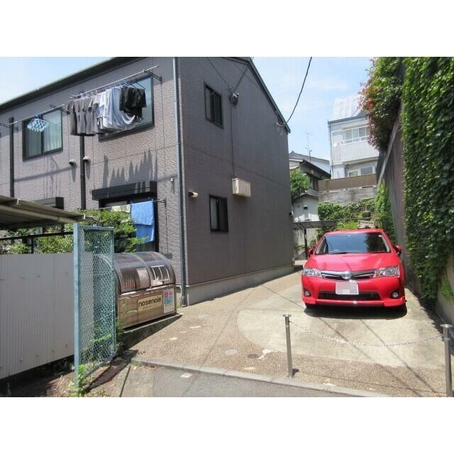 戸建て感覚の共同住宅(外観)