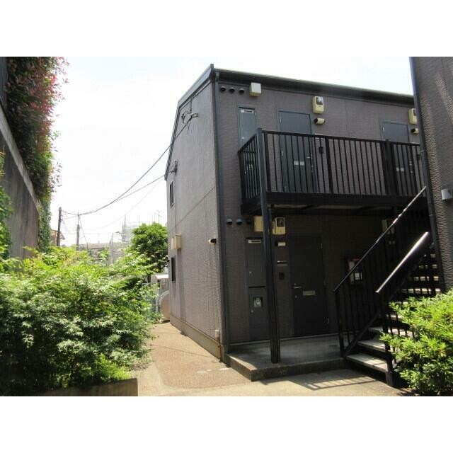 ゆとり感のある広い敷地
