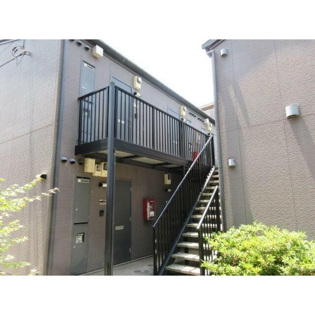 広い敷地内に2棟の共同住宅(その他建物画像)